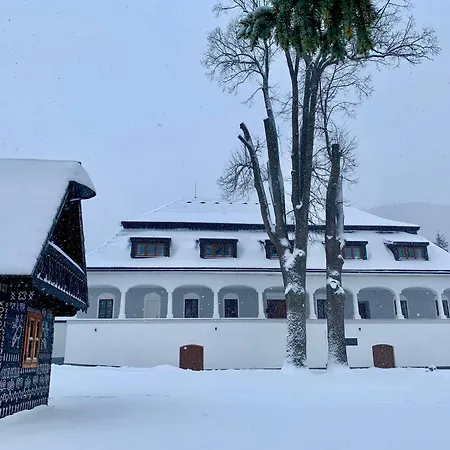 Kastiel Hotel 3*