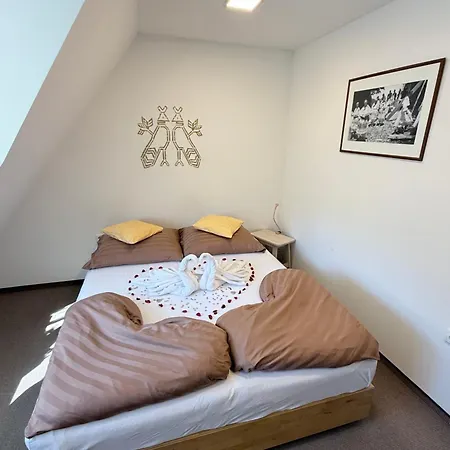 Kastiel Hotel 3*